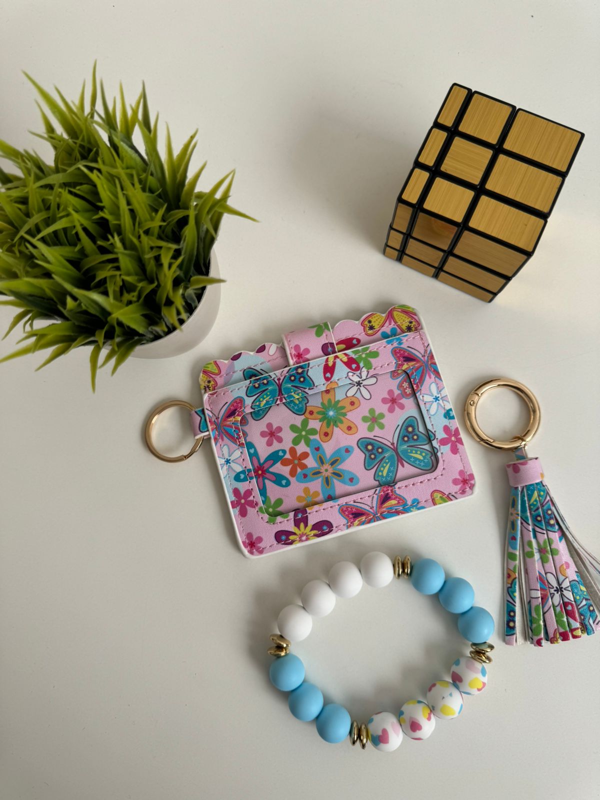 Set tarjetero + pulsera + llavero mariposas y flores - Maurez Bags