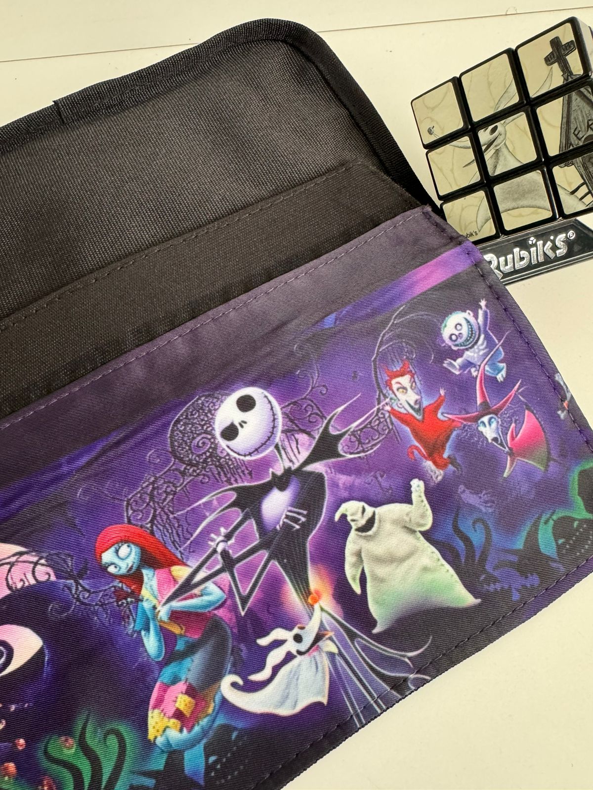 Cosmetiquera Jack Skellington tonos morados - Maurez Bags