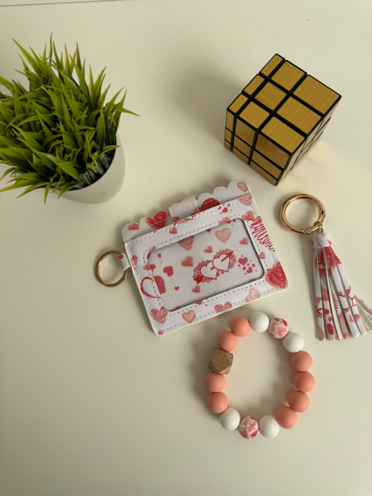 Set tarjetero + pulsera + llavero corazones melón - Maurez Bags