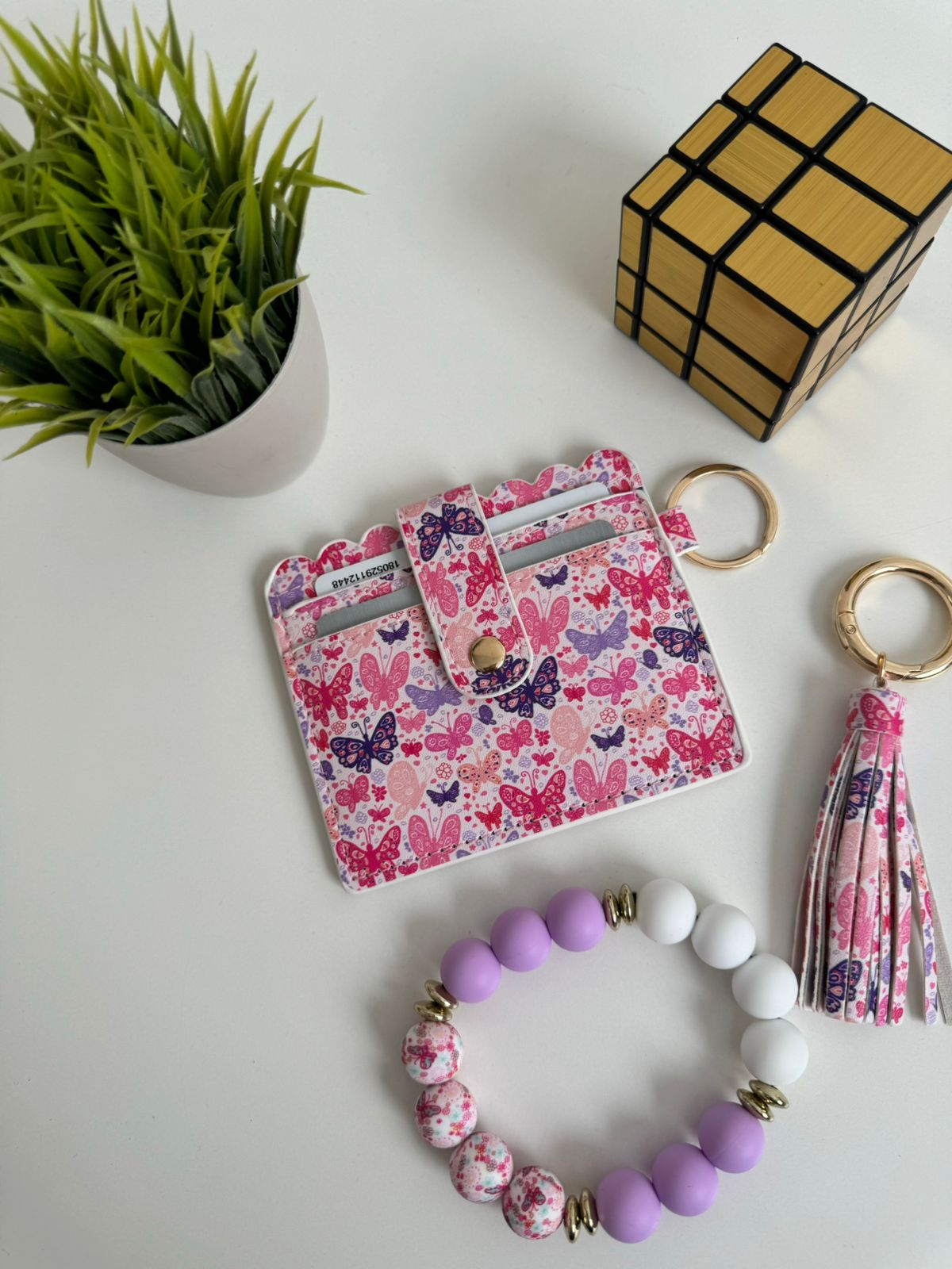 Set tarjetero + pulsera + llavero mariposas rosas - Maurez Bags